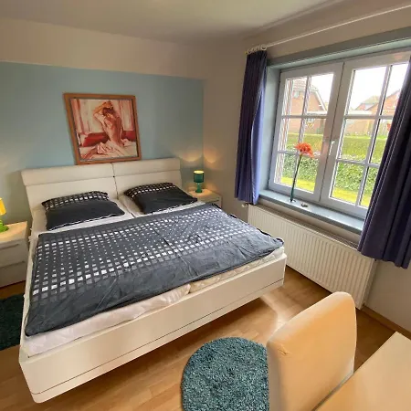 Holiday home Haus Blaubaer